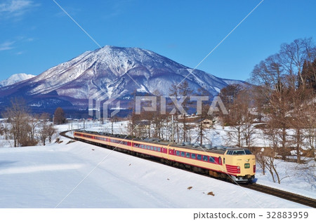 Normal train Myoko by Kurohimeyama and 189 series JNR color 32883959