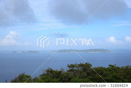 Zamami Island seen from Tokashiki Island Zamami Island seen from Tokashiki Island 32884824