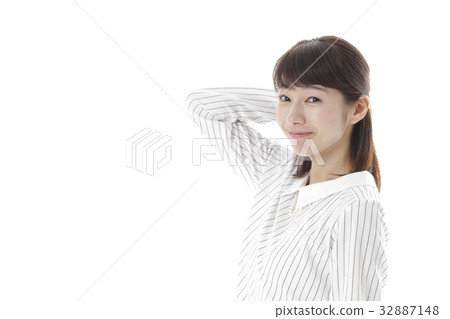 Natural expression woman Natural expression woman 32887148