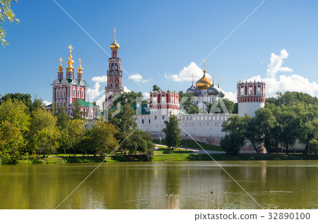 Novodevichy convent in Moscow 32890100