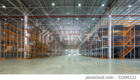 A big storage room A big storage room 32890121