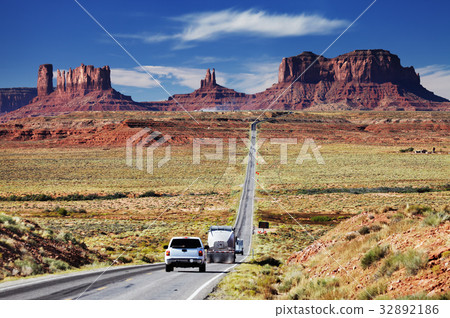Monument Valley, Arizona, USA Monument Valley, Arizona, USA 32892186