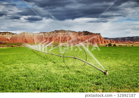 Farm irrigation system 32892187