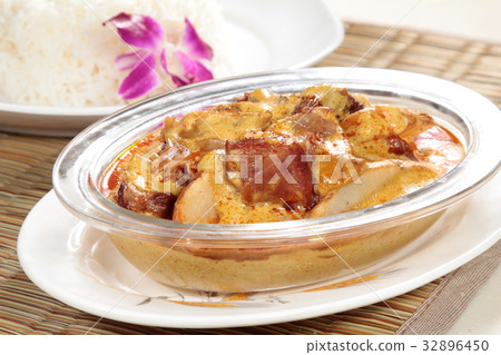 curry 32896450