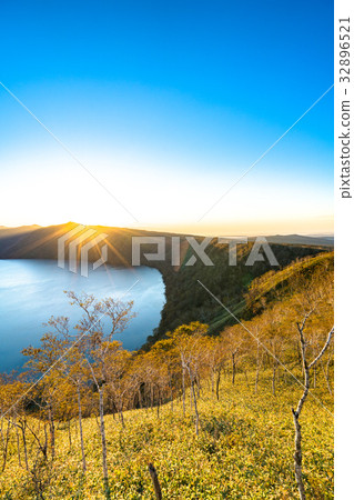 “北海道”摩週湖“黎明” 32896521
