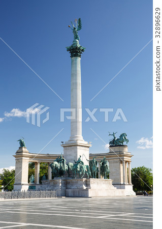 Millennium Monument on the Heroes' Square Budapest Millennium Monument on the Heroes' Square Budapest 32896629