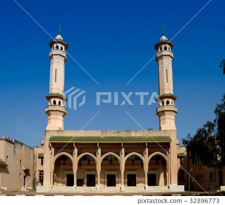 King Fahad Mosque in Banjul, Gambia 32896773