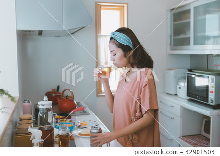 kitchen de ranker, Housewife, housewife 32901503