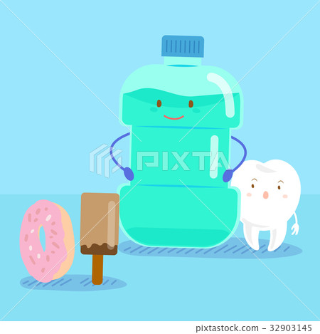 tooth with mouthwash 32903145