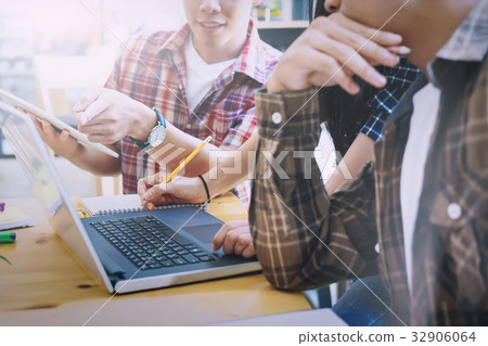 Startup business team meeting. Startup business team meeting. 32906064