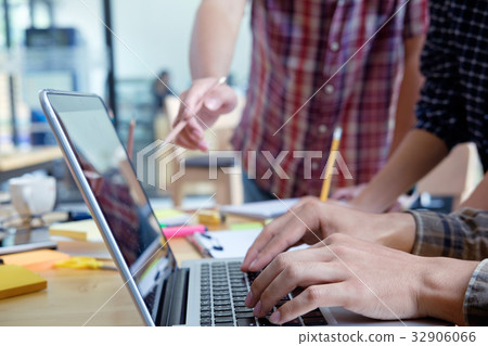 Startup business team meeting. Startup business team meeting. 32906066