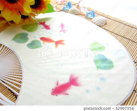 海扇殼海殼向日葵夏天圖像的愛好者 海扇殼海殼向日葵夏天圖像的愛好者 32907358