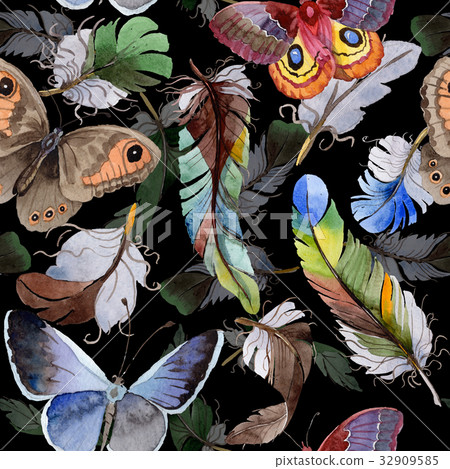 Watercolor bird feather pattern from wing. 32909585