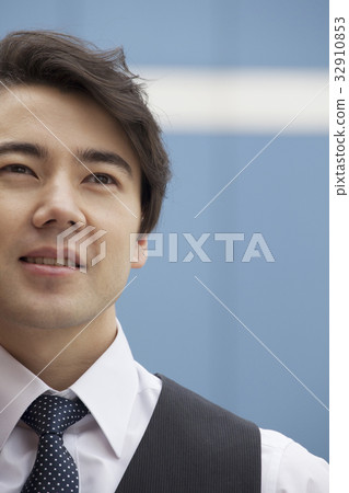 Businessman Businessman 32910853