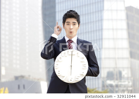 Watch, Yeouido, Yeongdeungpo-gu, Seoul 32911044