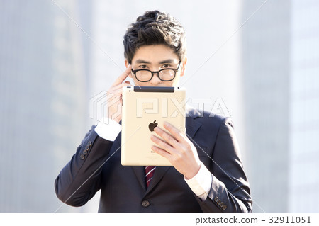 iPad, Yeouido, Yeongdeungpo-gu, Seoul 32911051