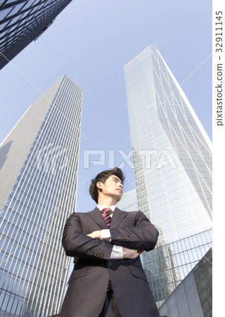 Yeouido, Yeongdeungpo-gu, Seoul Yeouido, Yeongdeungpo-gu, Seoul 32911145