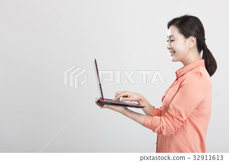 筆記本 筆記本 32911613