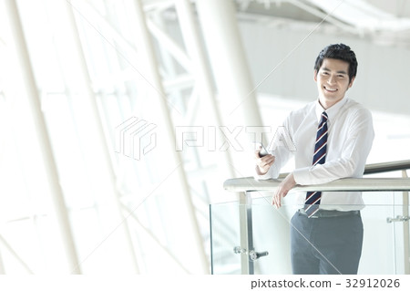 Businessmen, Korea International Exhibition Center (KINTEX), Ilsan, Goyang-si, Gyeonggi-do Businessmen, Korea International Exhibition Center (KINTEX), Ilsan, Goyang-si, Gyeonggi-do 32912026