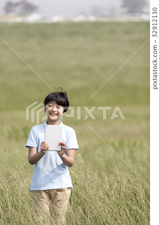 IPad mini, teenager IPad mini, teenager 32912130