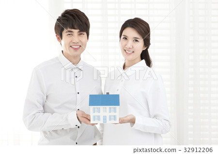 模型房子,夫婦 模型房子,夫婦 32912206