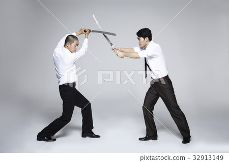 Businessman 32913149