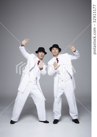 Businessman 32913177