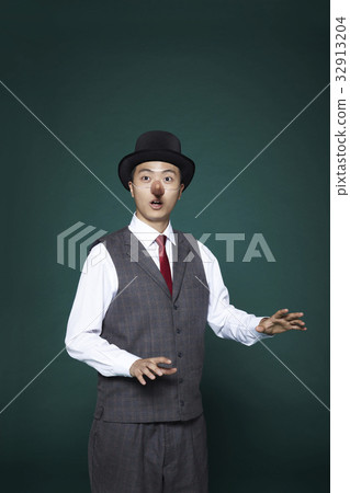 Pinocchio, Businessman 32913204