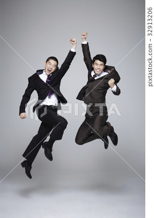 Businessman 32913206