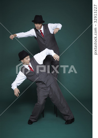Puppet, businessman 32913227