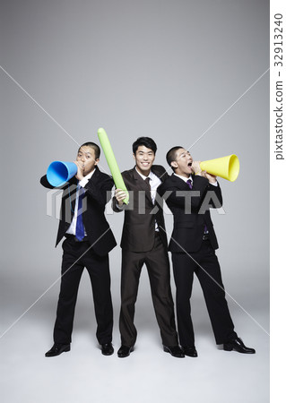 Businessman Businessman 32913240