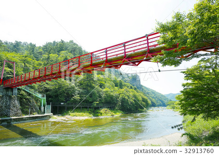 圖庫照片: 久慈河 吊橋 橋