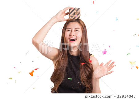 Pretty japanese woman with gift on white Pretty japanese woman with gift on white 32914045