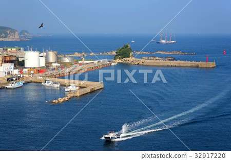 從Jogashima Ohashi看到的帆船 從Jogashima Ohashi看到的帆船 32917220