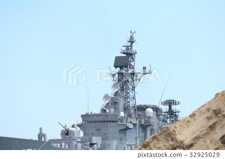 Hitachi Port's escort ship Hitachi Port's escort ship 32925029