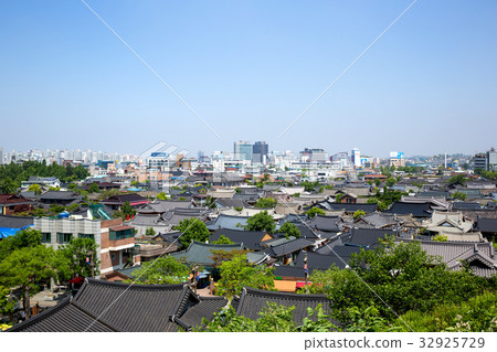 Jeonju Hanok Village, Jeonju City, Jeonbuk, Korea 32925729