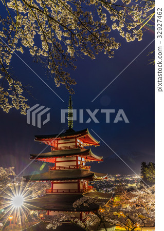 Mt. Fuji night view Churein Shinkurayama Asama Shrine 32927462