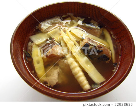 Hosotake和鮭魚罐頭的美味味噌湯 32928653