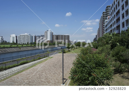 Urayasu City July 32928820