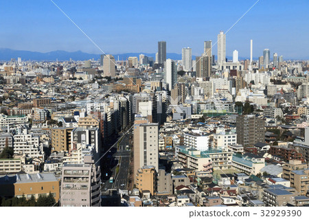 Urban scenery (Tokyo, Bunkyo-ku to Iidabashi, Kagurazaka, Edobashi, winter edition) Urban scenery (Tokyo, Bunkyo-ku to Iidabashi, Kagurazaka, Edobashi, winter edition) 32929390