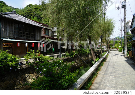 July South Izu 111 Perry Road · Windy riverside along the path 32929584