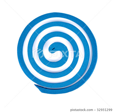 Mosquito repellent coils isolated on white 32931299