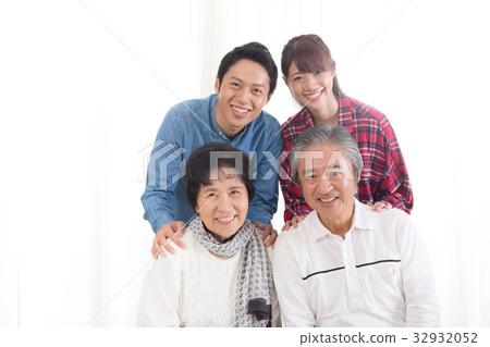 Family image 32932052