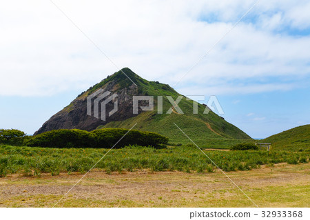 Ono Kame [Sado Kofu northern geosite] 32933368