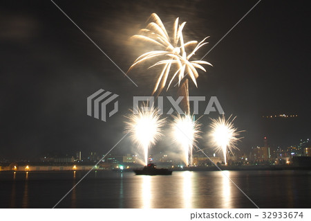 小樽市Shio Festival Fireworks 小樽市Shio Festival Fireworks 32933674