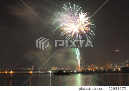 小樽市Shio Festival Fireworks 小樽市Shio Festival Fireworks 32933675
