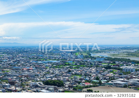 City image 32935182