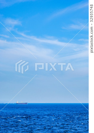 Ocean Ocean 32935748