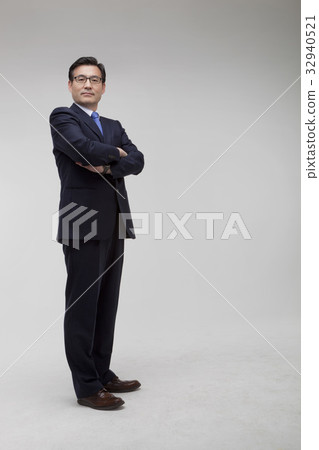 Businessman Businessman 32940521