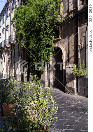 old sicilian houses old sicilian houses 32940989